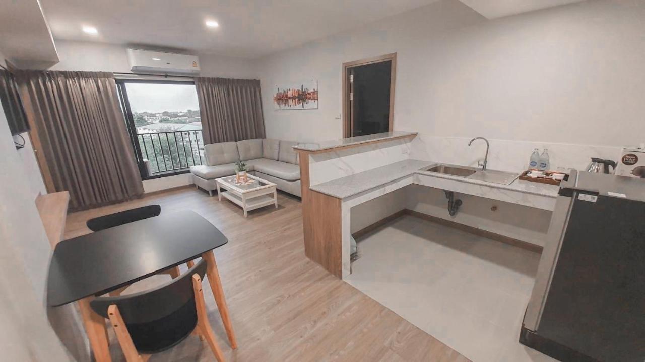 Nakara Hotel, Ubonratcsathani Kültér fotó
